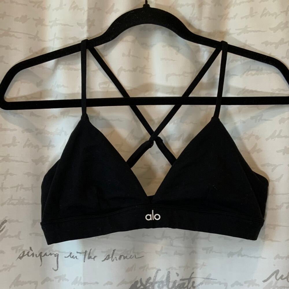 Alo Yoga Black Bralette Sports Bra Medium Athleisure Low Impact Crop Top